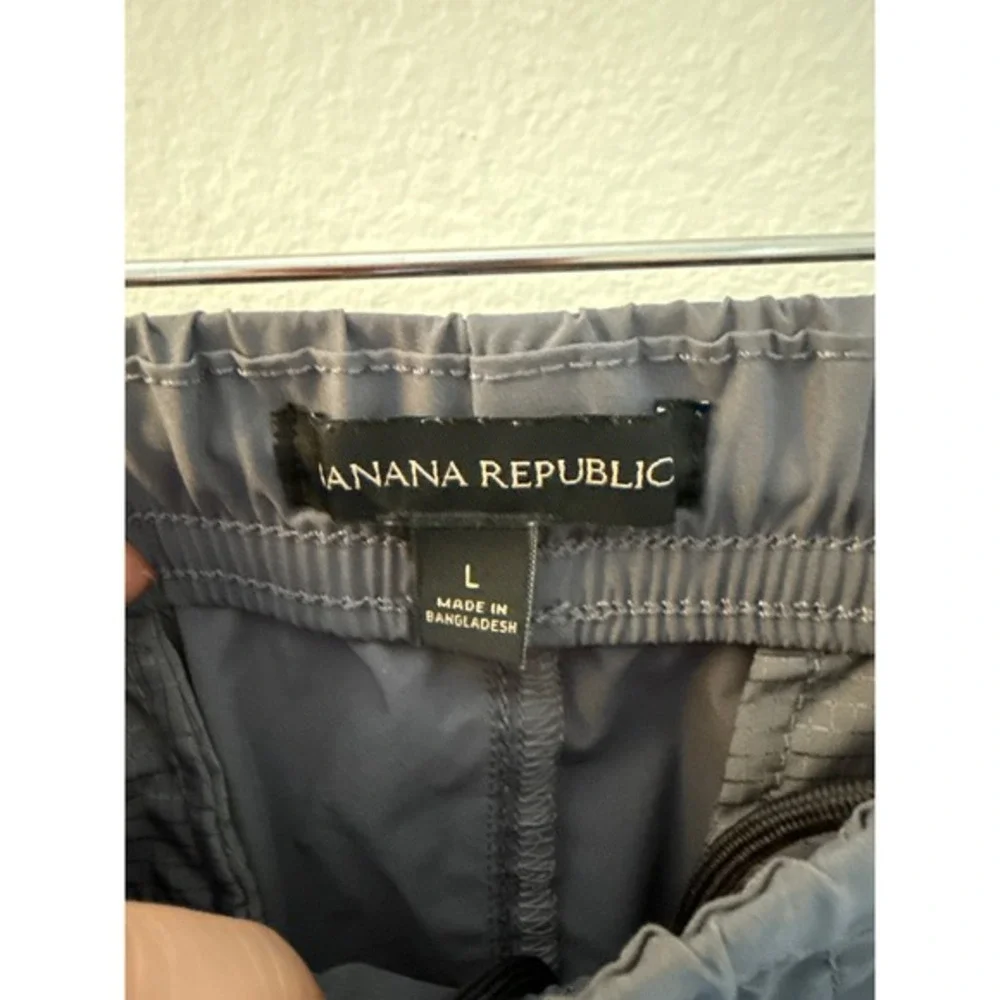 Banana Republic Men's Gray Jogger Pants Size Large 36x28 Athleisure Travel Vacay